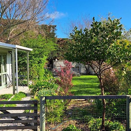 One Bedroom Country Cottage Motueka Exterior photo